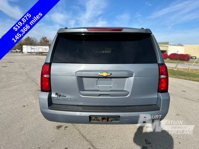 2016 Chevrolet Suburban LT 4