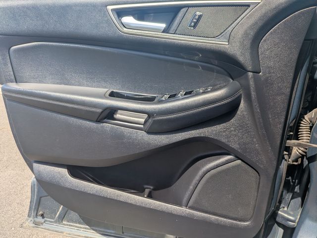 2019 Ford Edge - Image 10