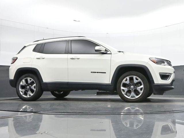 Used 2018 White Jeep Limited image 11