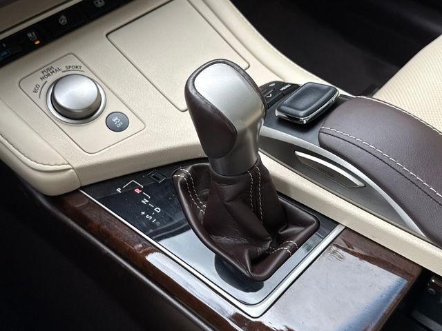 Used 2018 Lexus ES Sedan