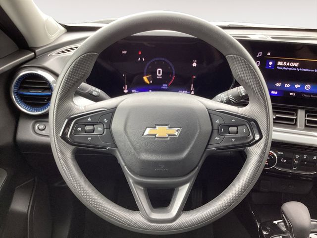 Used Car 2025 Chevrolet Trax  Lt For Sale Under $25,000 In San Antonio, Texas