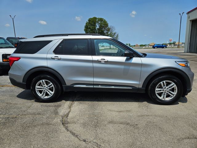 2023 Ford Explorer XLT photo