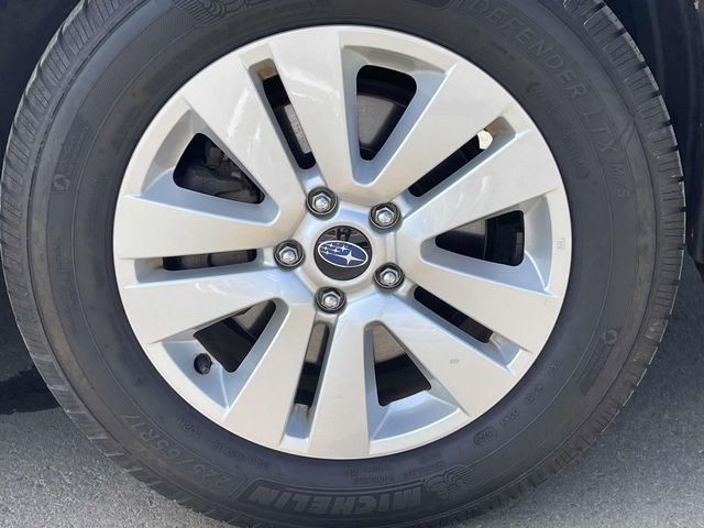 2018 Subaru Outback 2.5i 12