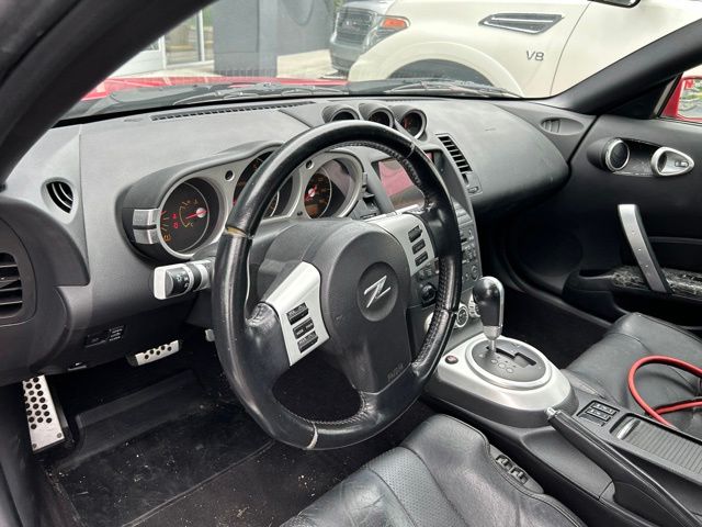 Used 2006 Red Nissan Touring image 11