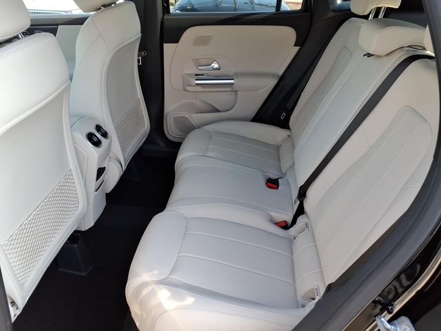 New 2026 Black Mercedes-Benz GLA 250 image 18