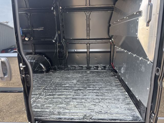 Used 2023 Black Ram High Roof image 11