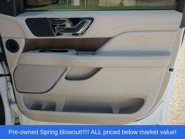 Used 2020 White Lincoln Reserve image 49