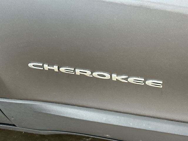 2015 Jeep Cherokee Limited Gray at South Hills CDJR