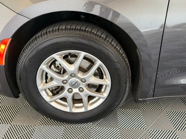 Used 2023 Chrysler Pacifica Van