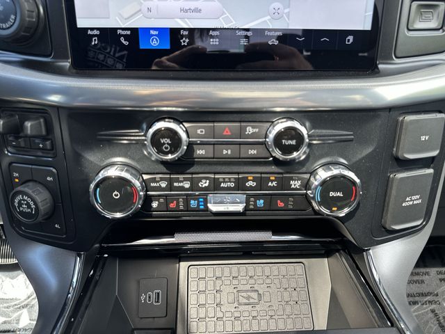 New 2026 White Ford Lariat image 19