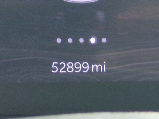 Used 2022 White Jeep Altitude image 23