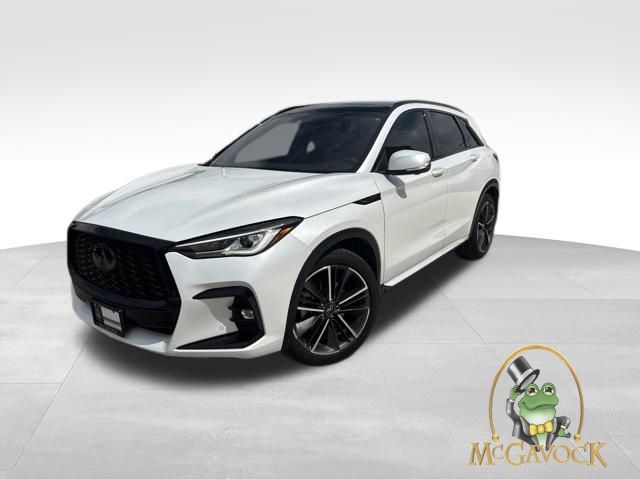 Gray (Liquid Platinum) 2018 INFINITI Q50 3.0t Luxe RWD Sedan Rear-Wheel Drive 7-Speed Automatic