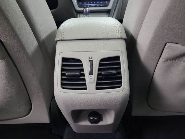 2015 – Hyundai – Sonata