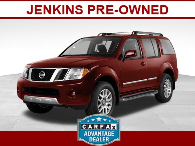 2010 Nissan Pathfinder LE