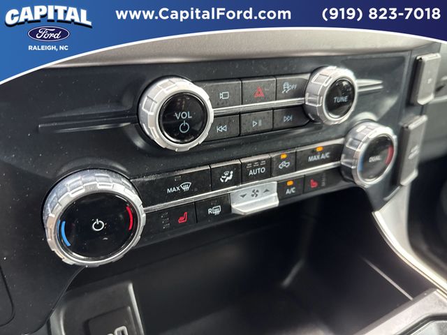 Used 2025 Red Ford XLT image 28