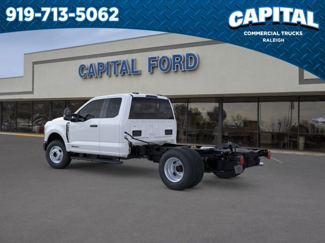 New 2026 Oxford White Ford F-350® XL image 4