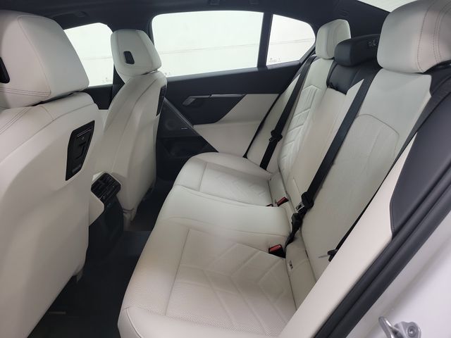 5 Series Sedan 530i