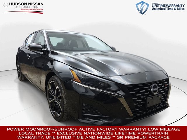 Super Black Clearcoat 2024 Nissan Altima Sedan Front-Wheel Drive Continuously Variable Transmission