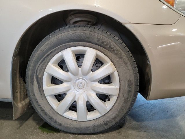 2006 Champagne Toyota Camry LE FWD Sedan