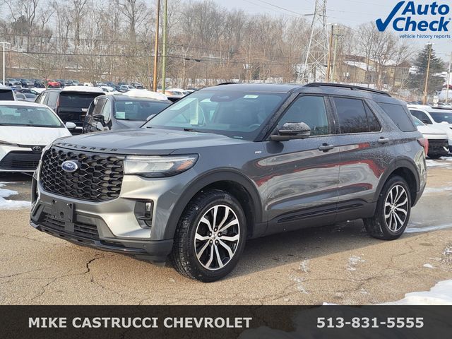 2025 Ford Explorer ST-Line AWD