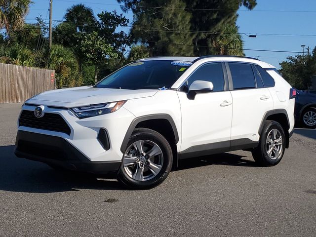 2024 Toyota RAV4 Hybrid XLE 1