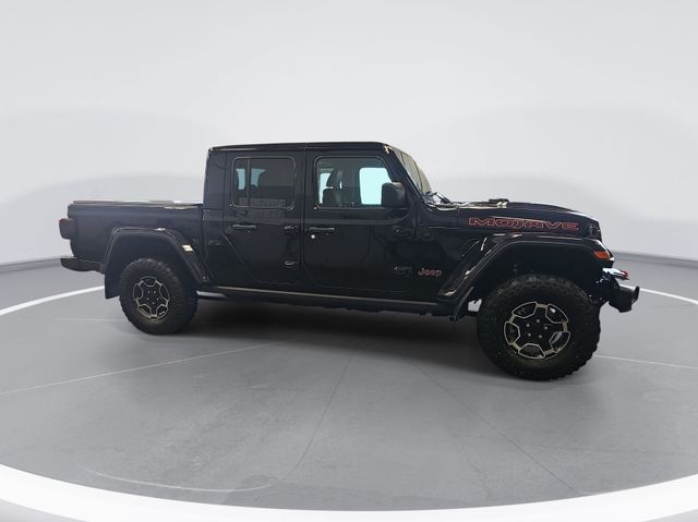 Used 2022 Black Jeep Mojave image 2