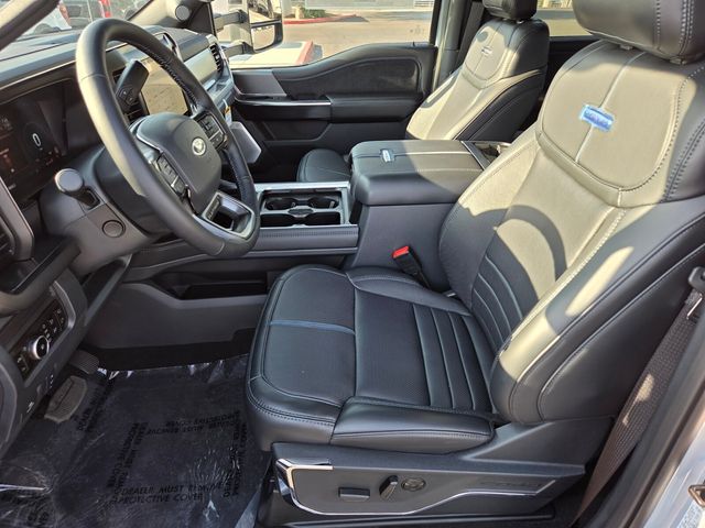 2026 Ford F-350 Super Duty Platinum - Photo 6