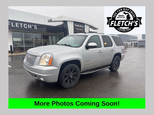 Quicksilver Metallic 2013 GMC Yukon Denali AWD SUV / Crossover All-Wheel Drive 6-Speed Automatic Overdrive