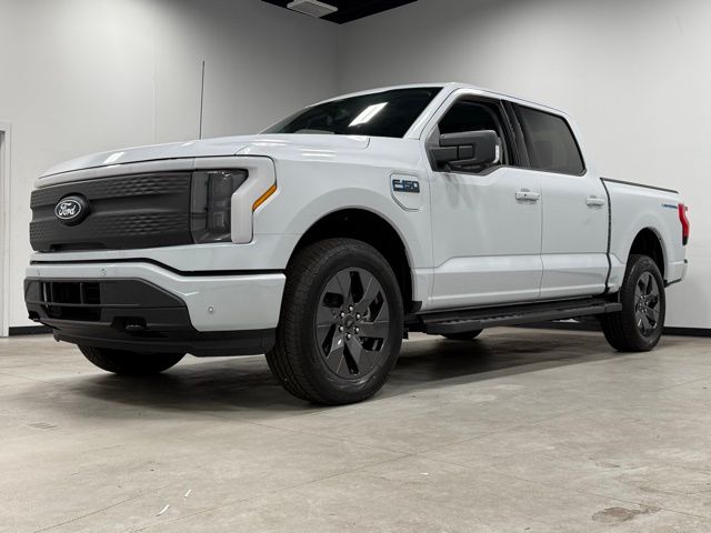2025 Ford F-150 Lightning Flash photo