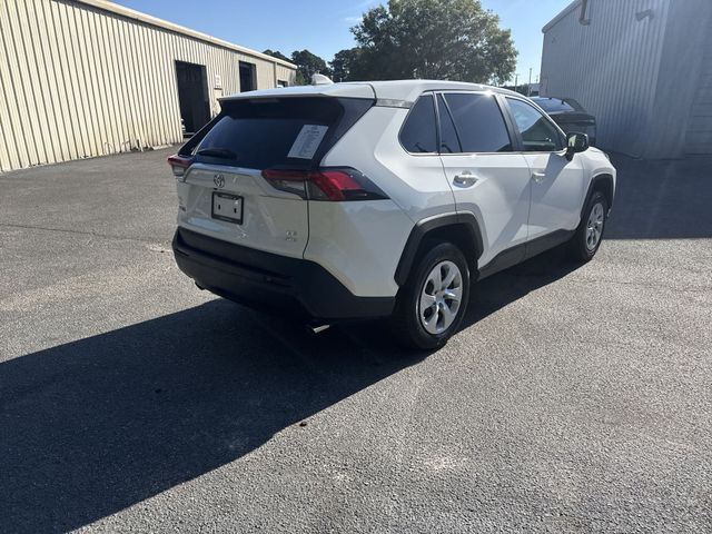 Used 2025 White Toyota LE image 5