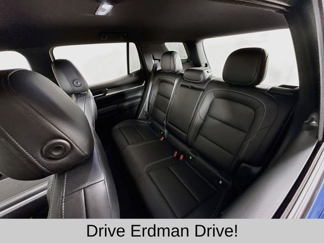 Used 2025 GMC Terrain SUV