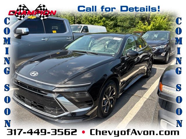 Abyss Black 2025 Hyundai Sonata Sedan Front-Wheel Drive 8-Speed Automatic