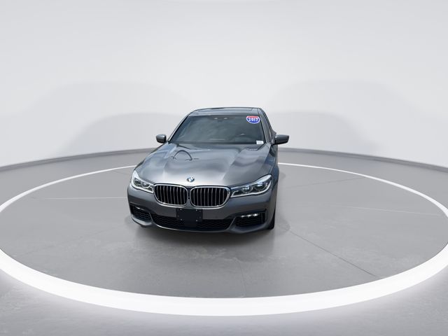 Used 2017 Gray BMW 750i xDrive image 2