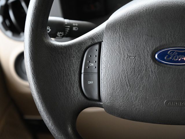 2016 Ford E-450 Cutaway 