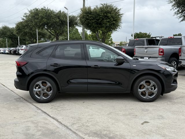 2025 Ford Escape ST-Line - 2