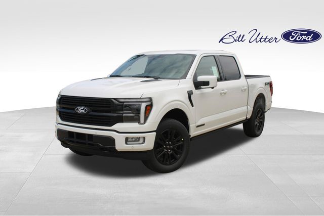 Star White Metallic Tri-Coat 2026 Ford F-150 Pickup Truck Four-Wheel Drive Automatic