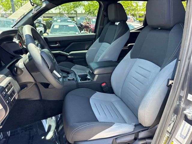 2025 Toyota Tacoma TRD Sport - Photo 11