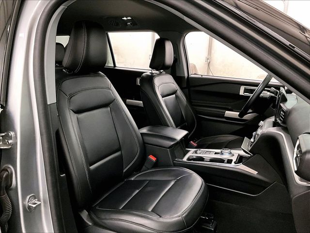 2023 Ford Explorer XLT Silver at Grove City Ford