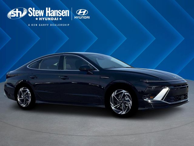 New 2026 Black Hyundai SEL Sport image 10