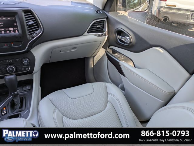 used 2020 Jeep Cherokee car, priced at $21,469