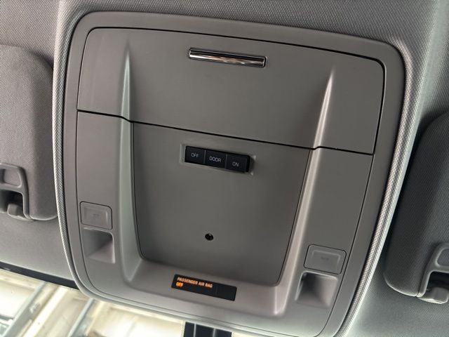 2017 Chevrolet Silverado 1500 LT photo