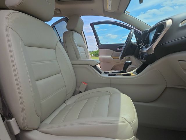 Used 2018 Crimson Red Tintcoat GMC Denali image 11