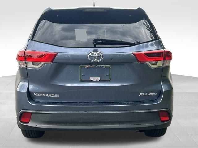 used 2019 Toyota Highlander car, priced at $24,059