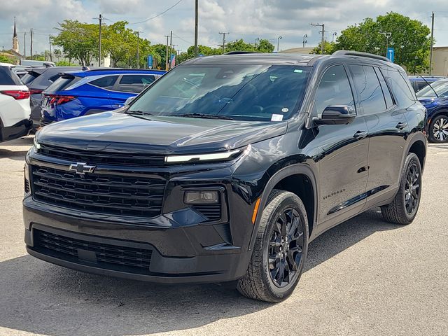Mosaic Black Metallic 2024 Chevrolet Traverse LT FWD SUV / Crossover Front-Wheel Drive 8-Speed Automatic
