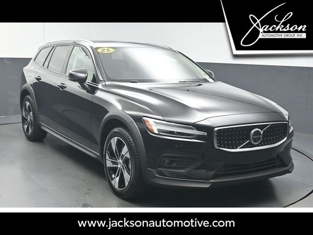Onyx Black Metallic 2025 Volvo V60 Wagon All-Wheel Drive Automatic