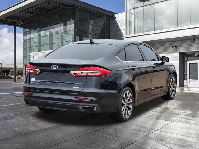 2020 Agate Black Metallic Ford Fusion SE AWD Sedan