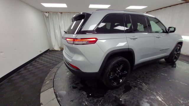 2024 – Jeep – Grand Cherokee