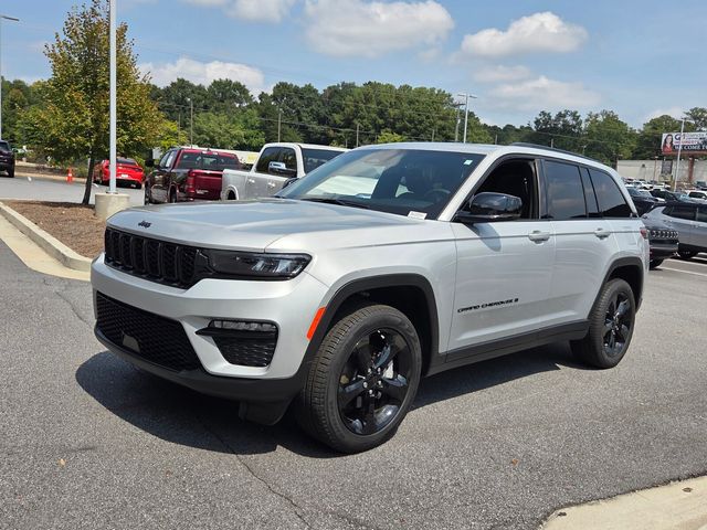 Used 2025 Jeep Grand Cherokee SUV
