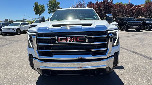 2024 GMC Sierra 3500HD SLT 8