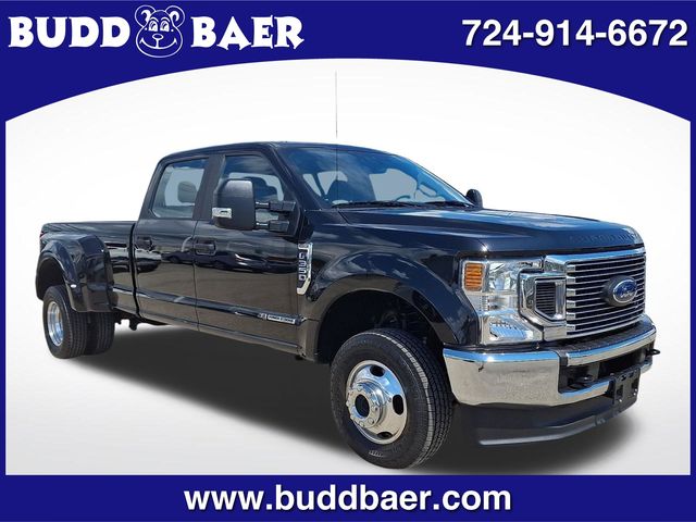 Black Metallic 2020 Ford F-350 Super Duty Pickup Truck Four-Wheel Drive Automatic